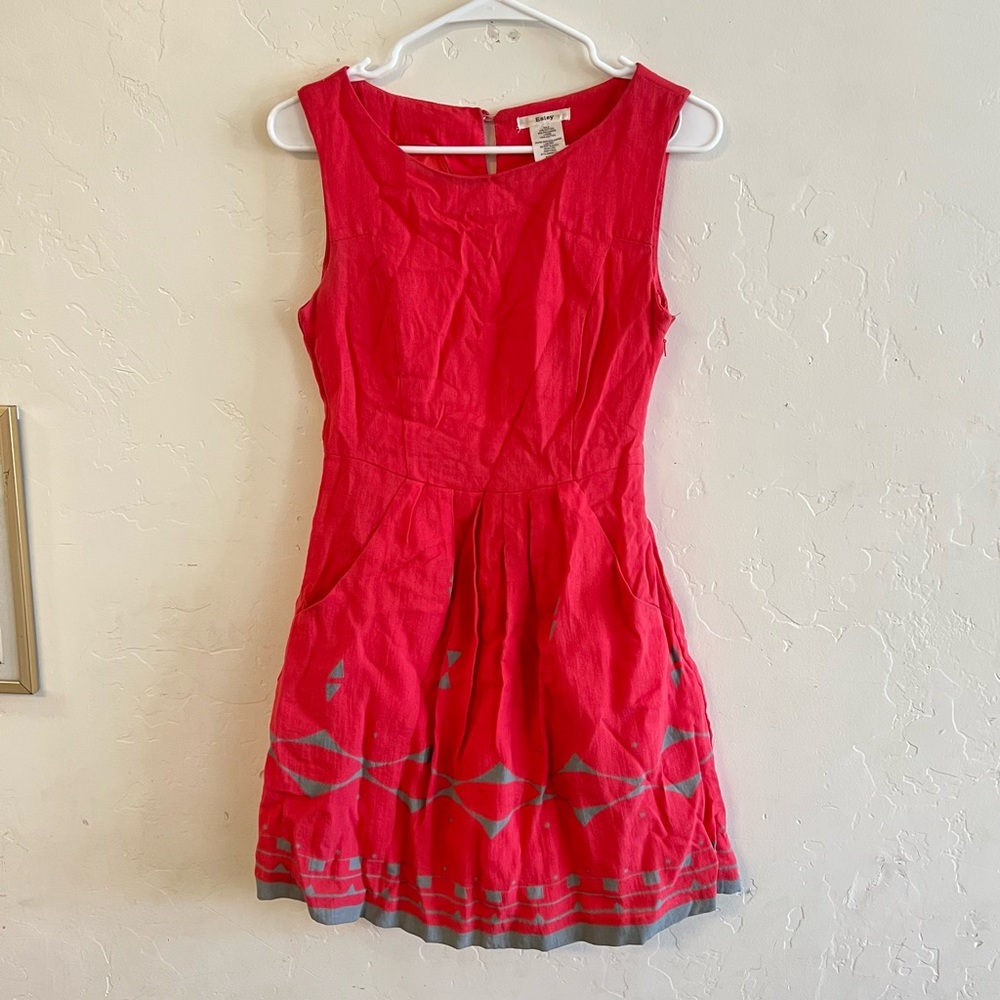 Esley Coral & Gray Printed Sleeveless Sheath Dress Small